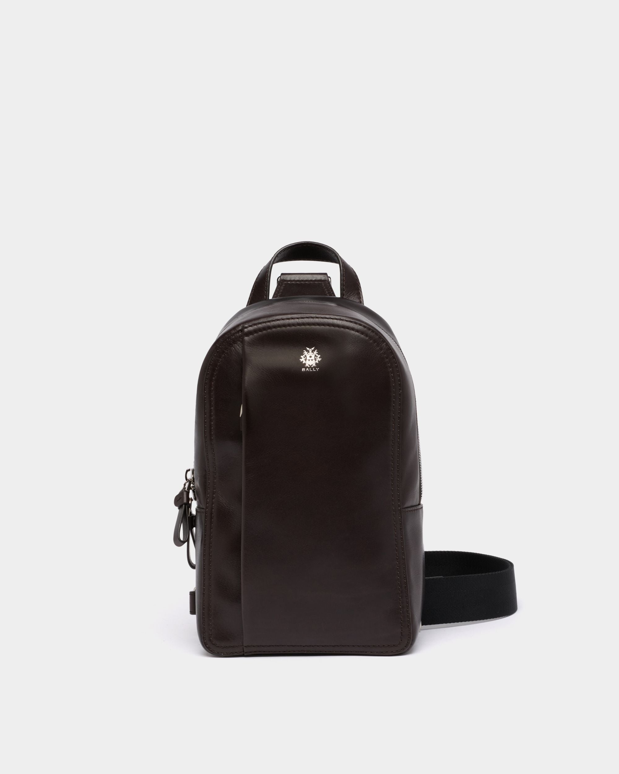 Ray Slingbag aus Leder in Chocolate