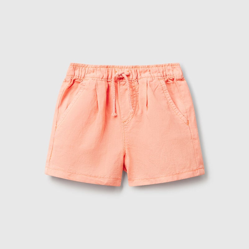 Shorts in linen blend