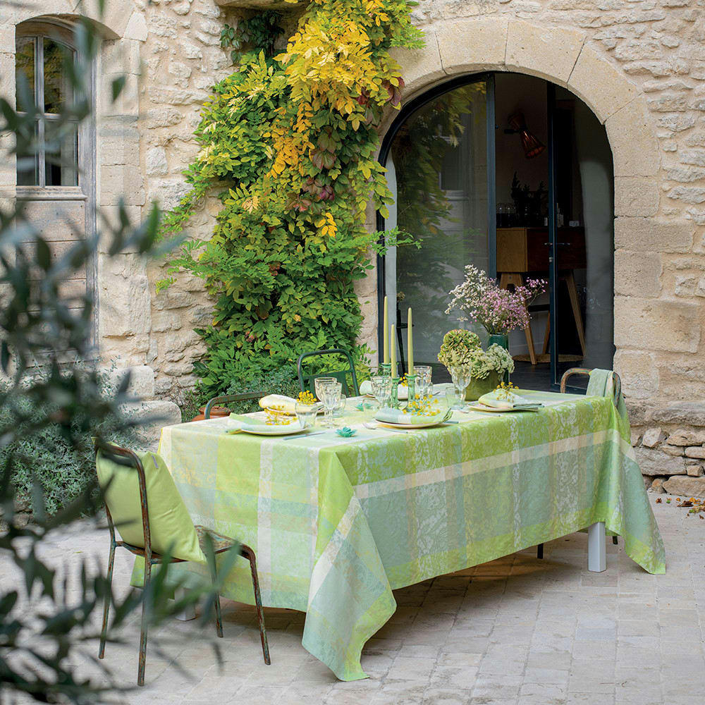 MILLE DENTELLES PRAIRIE - Nappe carrée  pur coton vert 89x89 cm