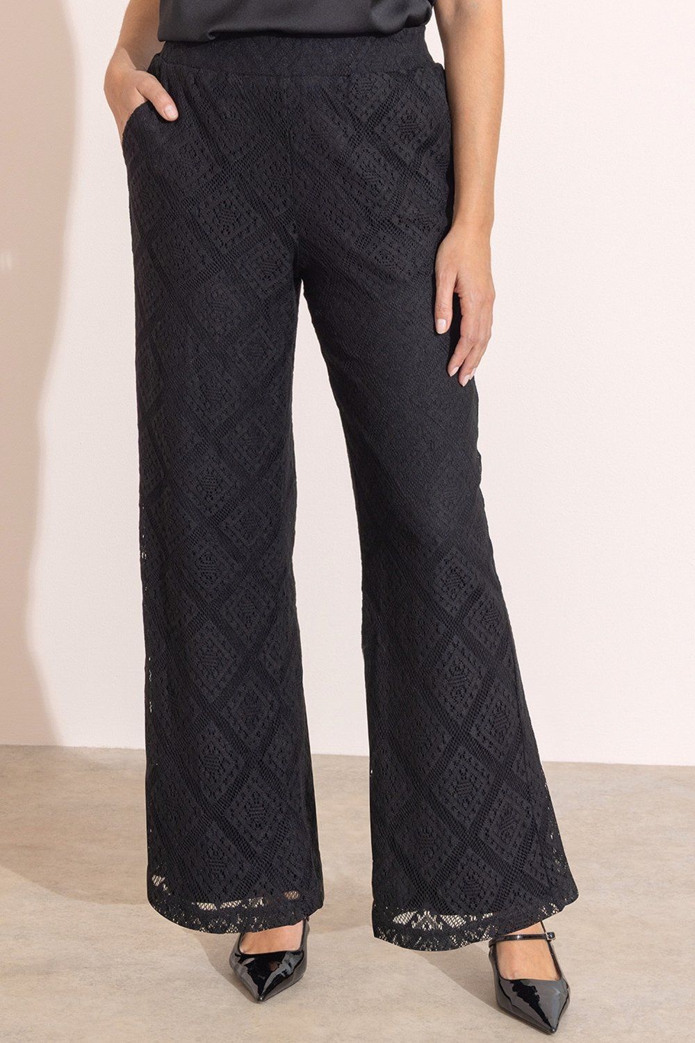 Klass. Diamond Lace Pull On Trousers