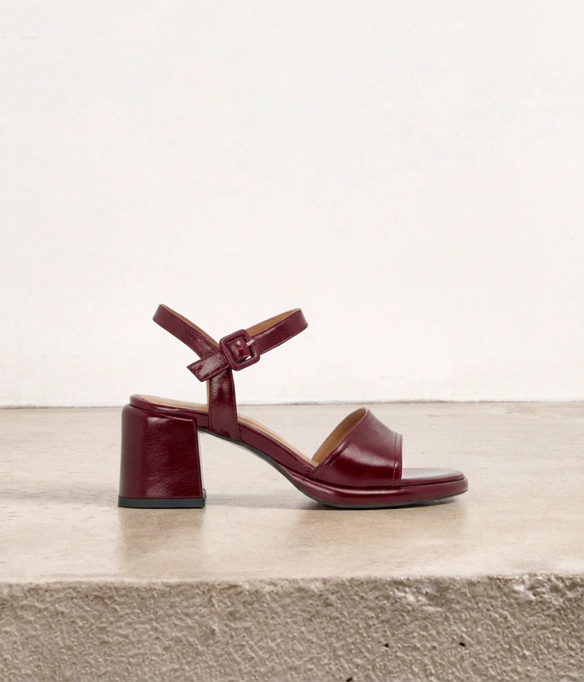 Sandales vernies cerise Loki