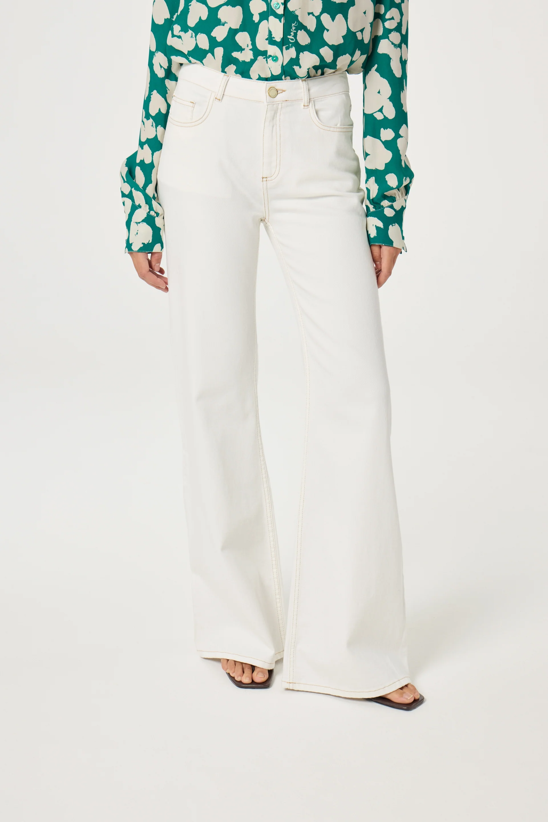 Vic Bootcut Jeans | Cream White
