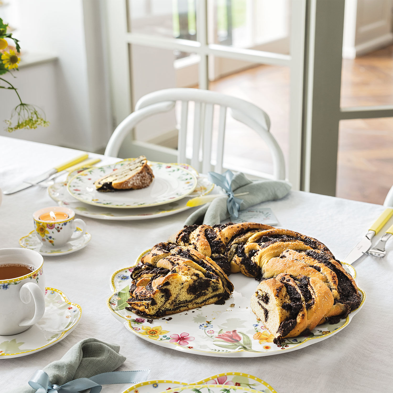 Spring Awakening Serving Platter - Yellow, 12.9'', Premium Porcelain