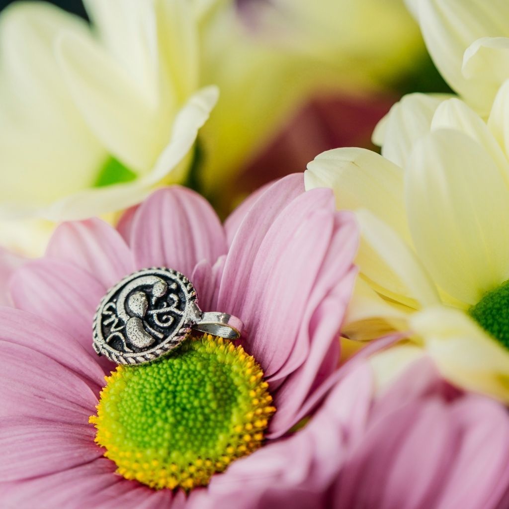 The Colourful Aura Peacock Tribal Oxidised German Silver Clip-On Adjustable Nose Pin