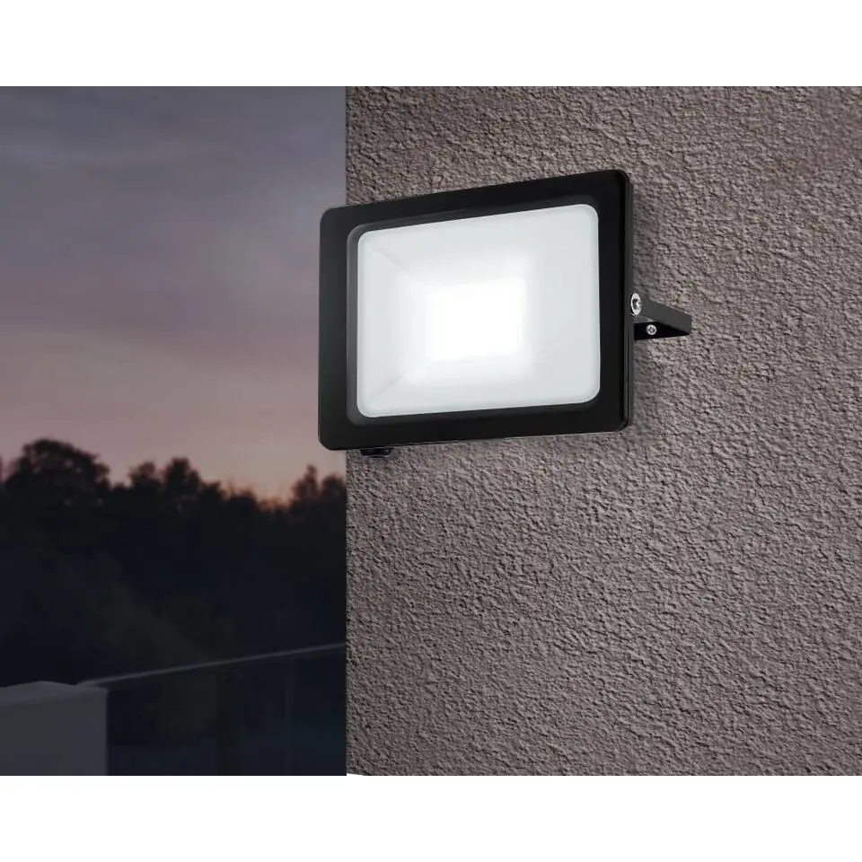 EGLO Faedo 3 Wandlamp - LED - 27 cm - Zwart