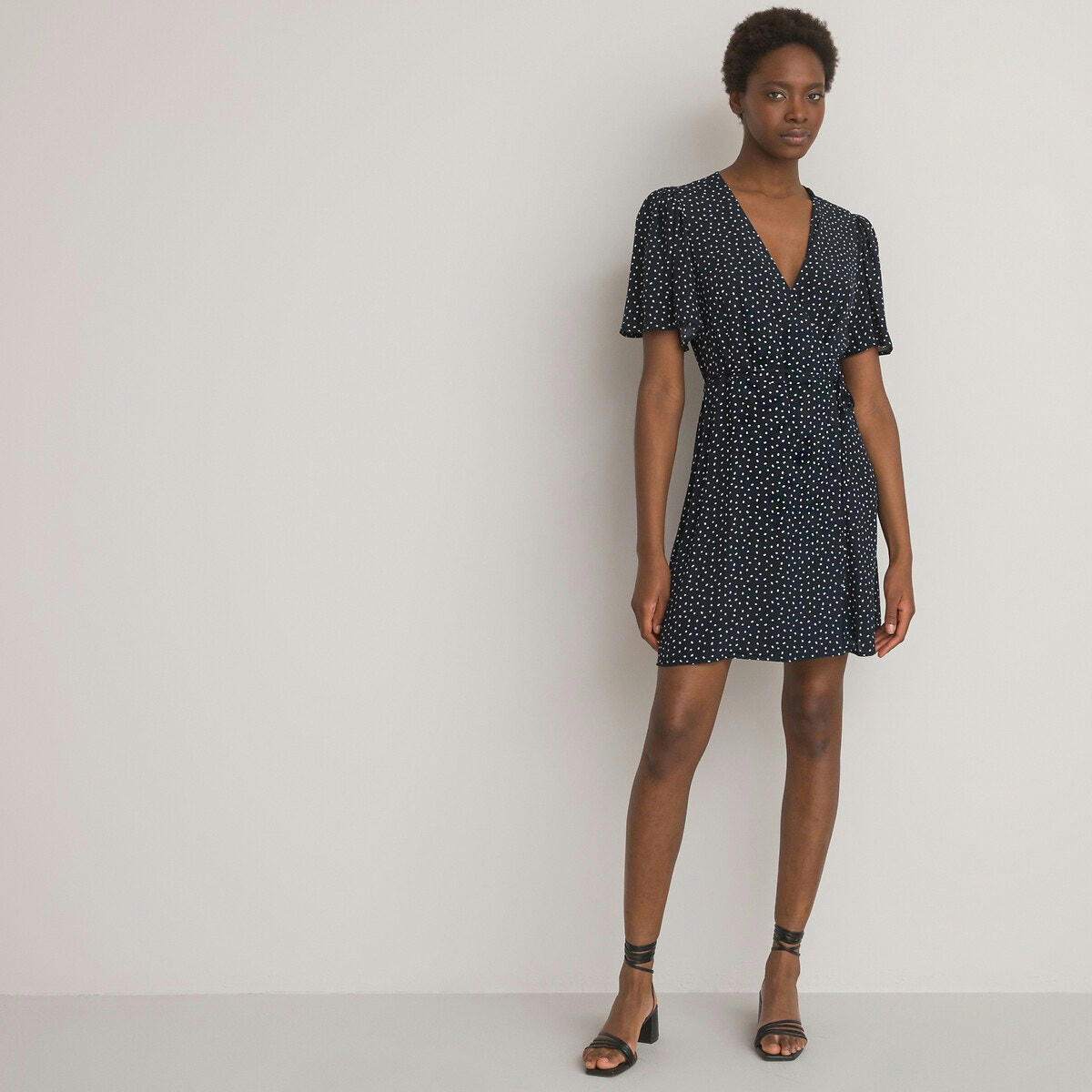 Robe cache-cœur manches courte à pois