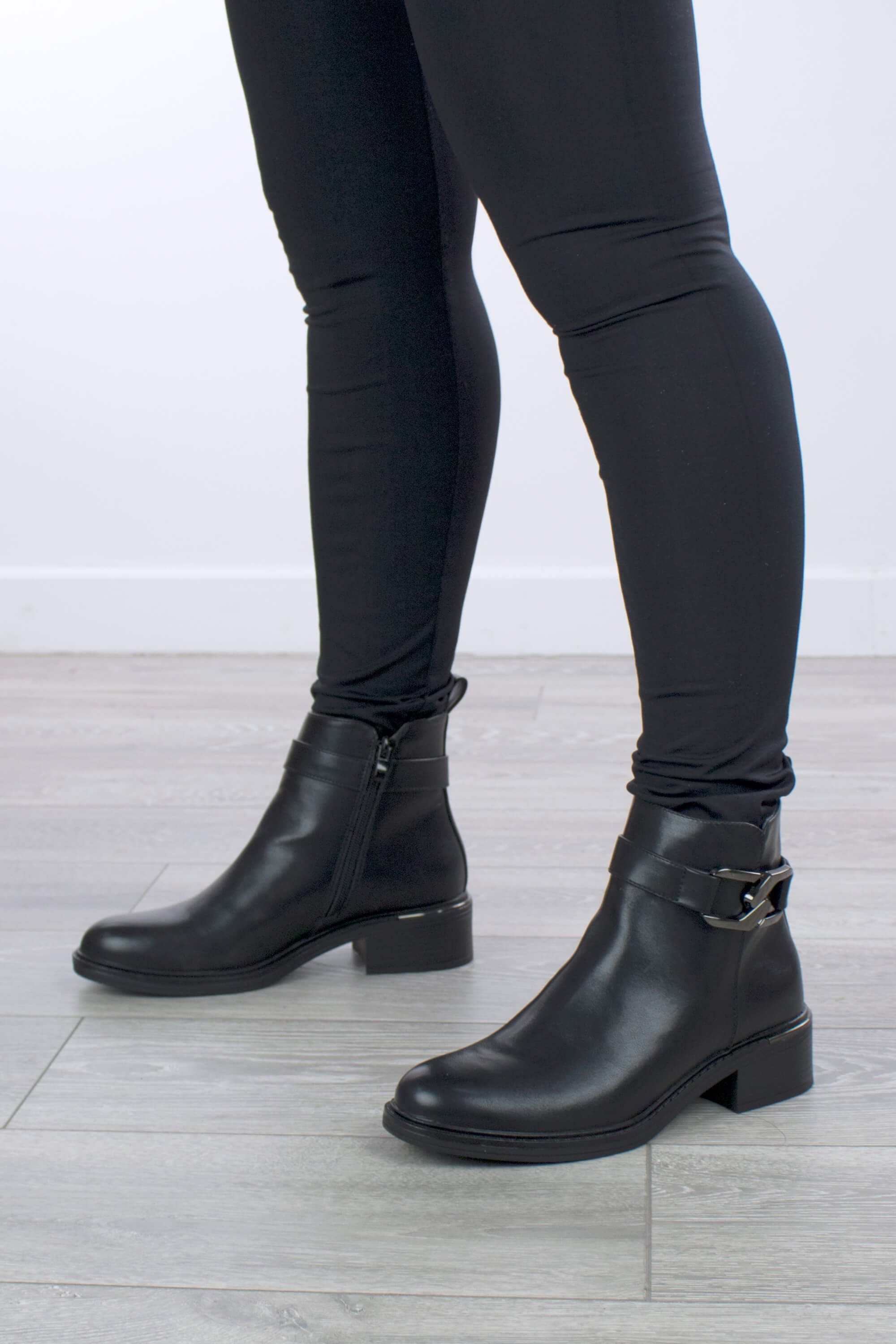 AJVANI Low Heel Buckle Ankle Chelsea Boots
