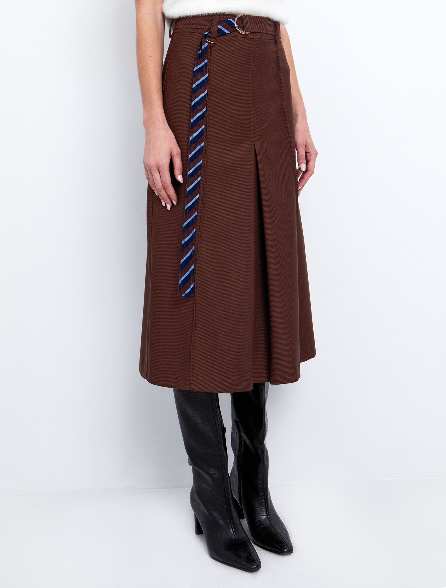 Midi φούστα με ζώνη σε αντίθεση