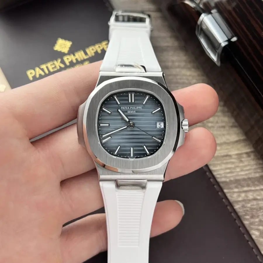 Patek Philippe – Aquanaut –  Rubber Strap – Nautilus – White