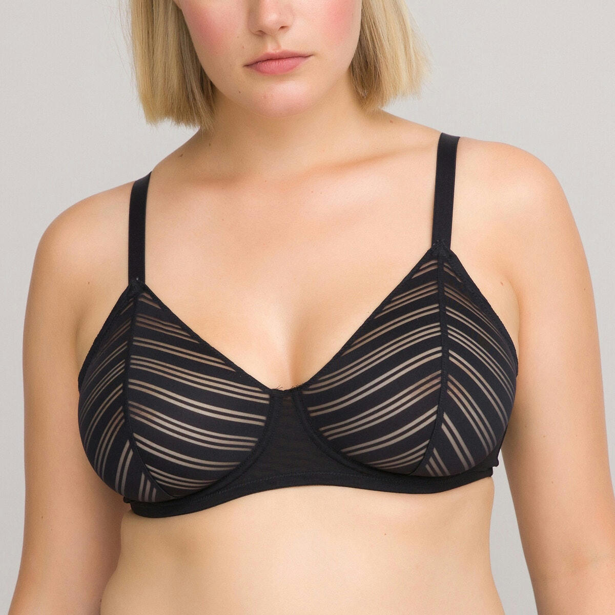 Soutien-gorge emboîtant en tulle fantaisie rayé