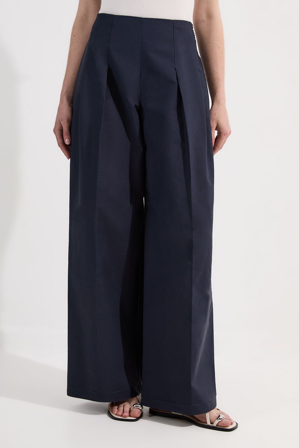KarenMillen Archive Collection - Tailored Cotton Pintuck Grosgrain Wide Leg Trouser