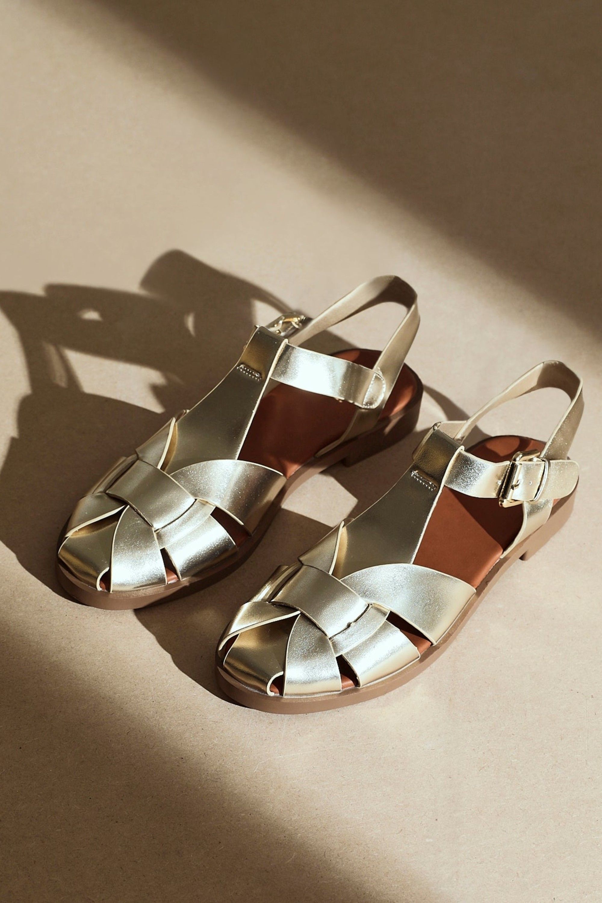 Linzi Rhoda Gold Flat Fisherman Sandals