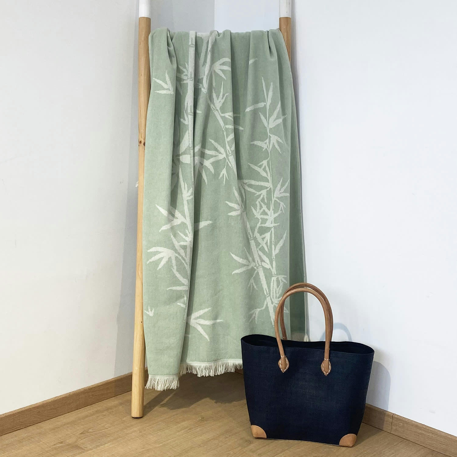 PLAGE - Serviette de plage éponge velours Jacquard  Bamboo 90x170