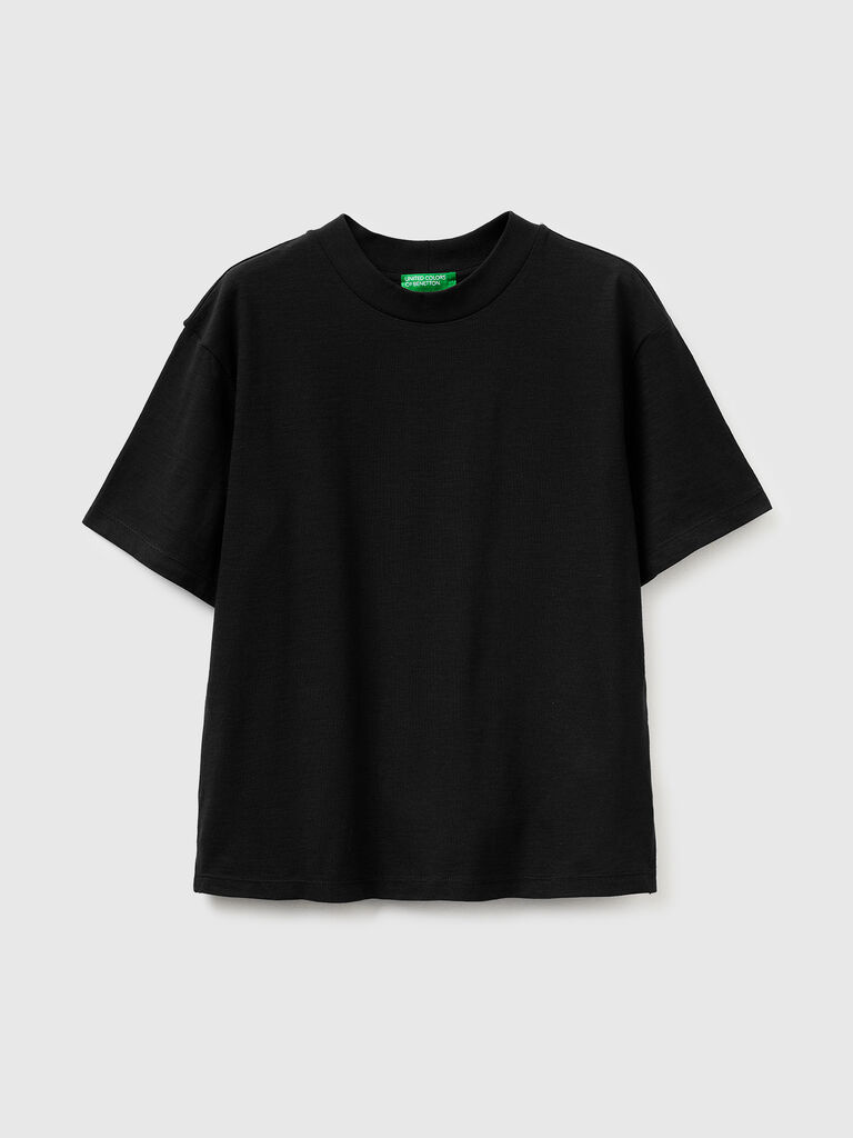 Crew neck t-shirt in lightweight cotton