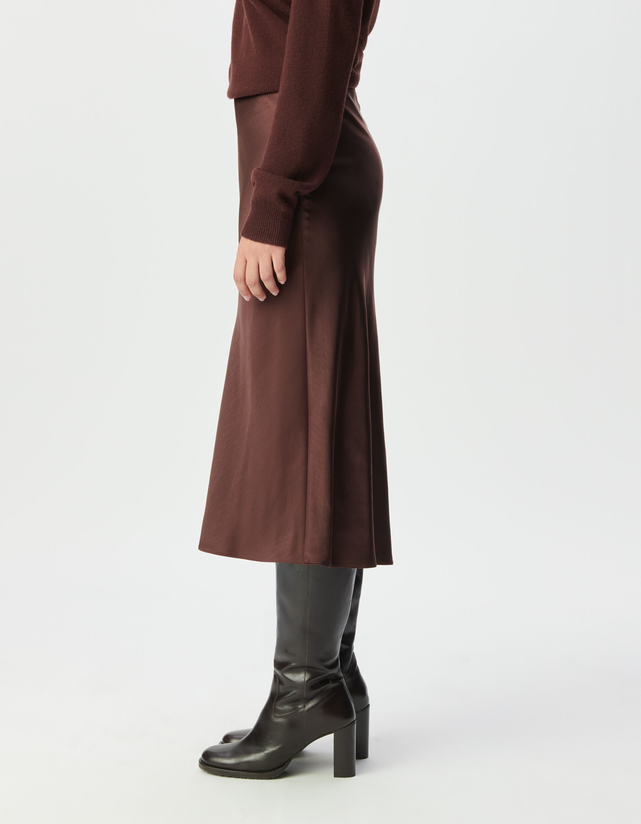Jupe midi marron satinée Femme