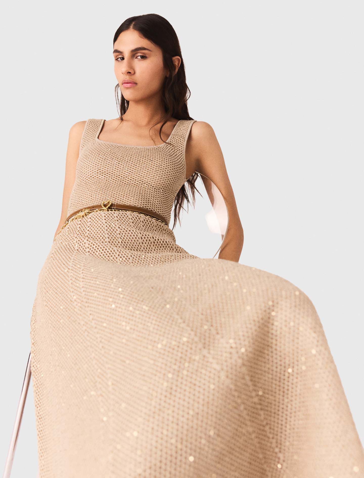 Robe longue en maille strassée