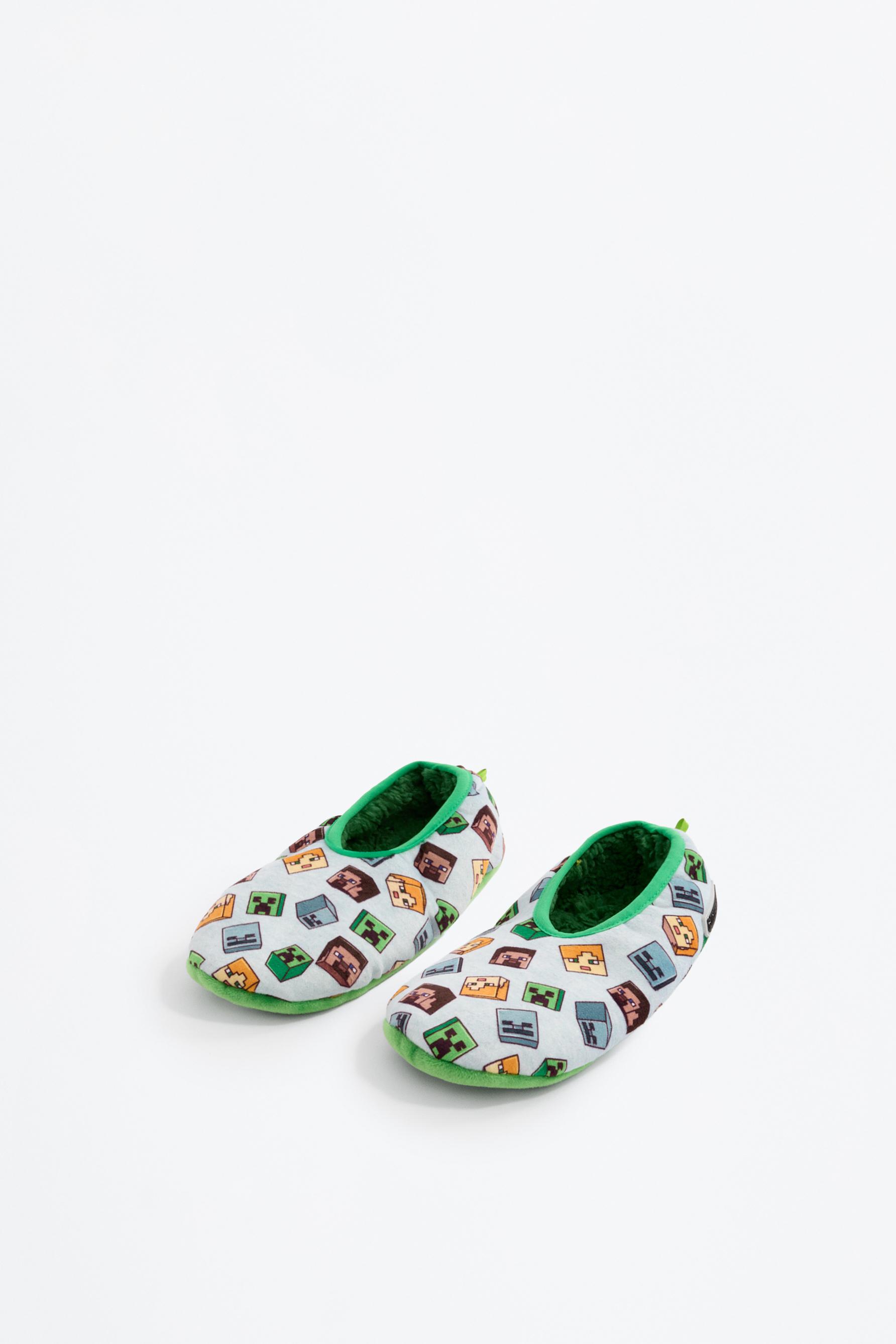 Zapatilla casa Minecraft
