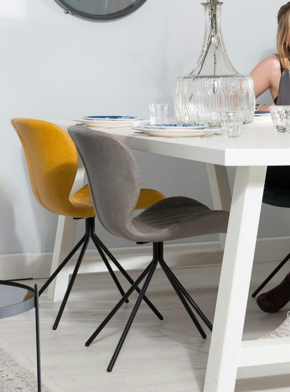 OMG - Chaise design aspect cuir gris