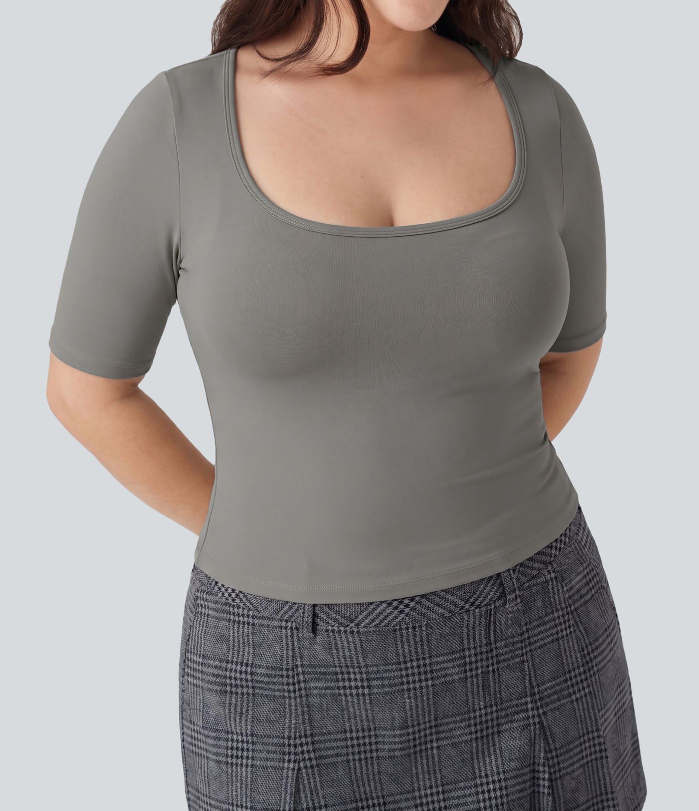 T-shirt de bureau grande taille SoftlyZero™ Airy effet frais InstantCool à encolure arrondie dégagée et manches courtes