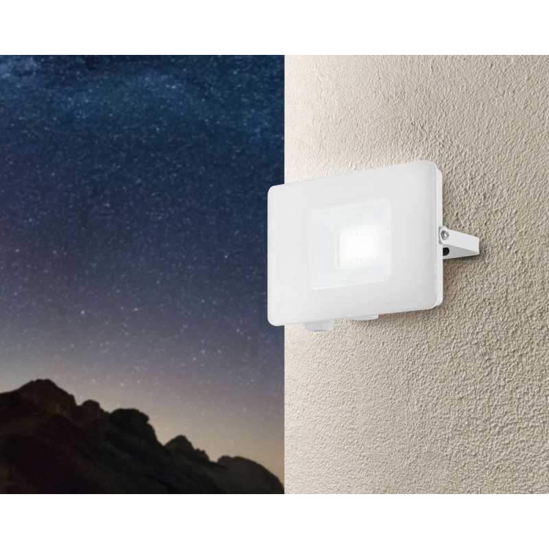 Applique murale extérieure LED Faedo 3 blanche 20 W EGLO