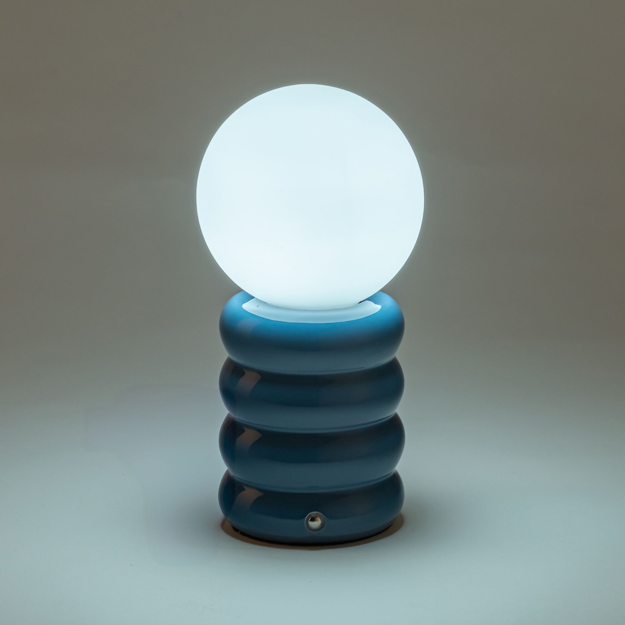 URANIA - Lampe à poser en céramique - bleu
