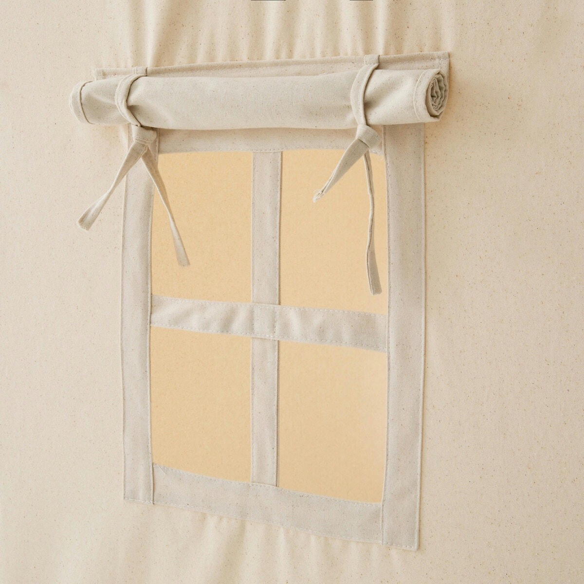 Cabane enfant, Tipea