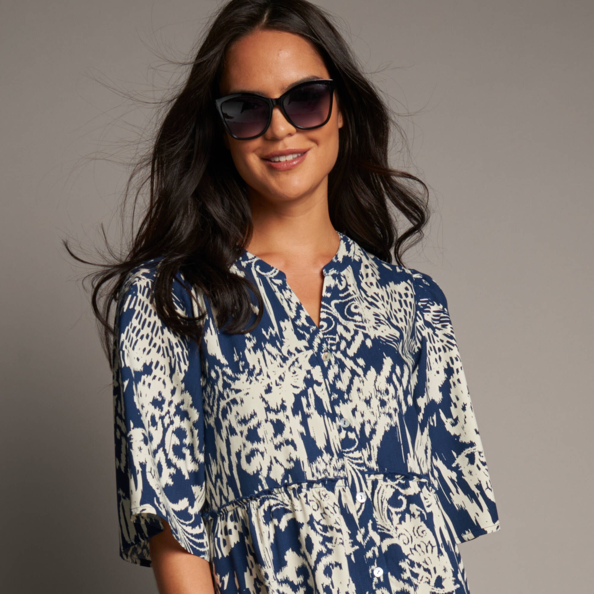 Robe évasée à volants, imprimé ethnique bicolore