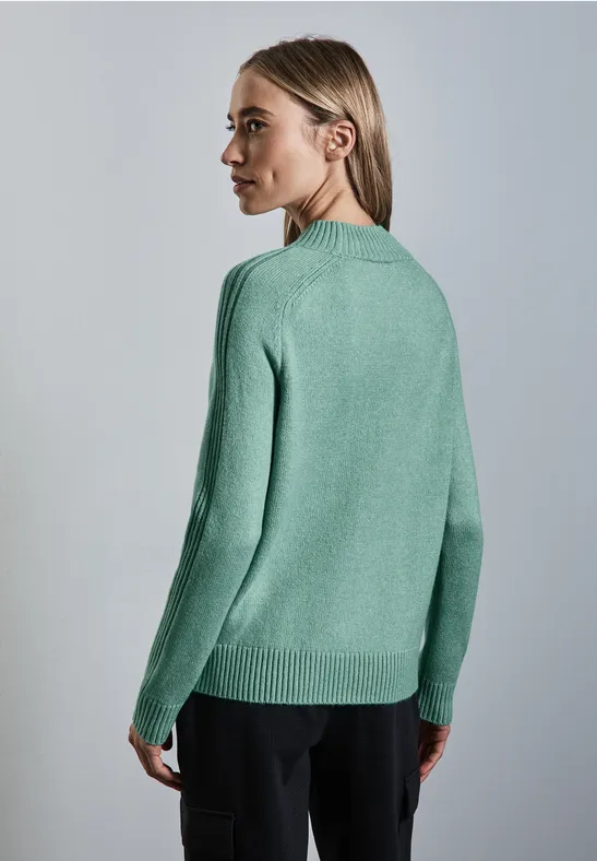 Pullover mit Stehkragen