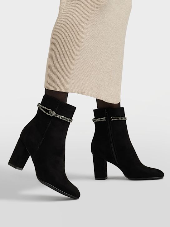 Classic ankle boot