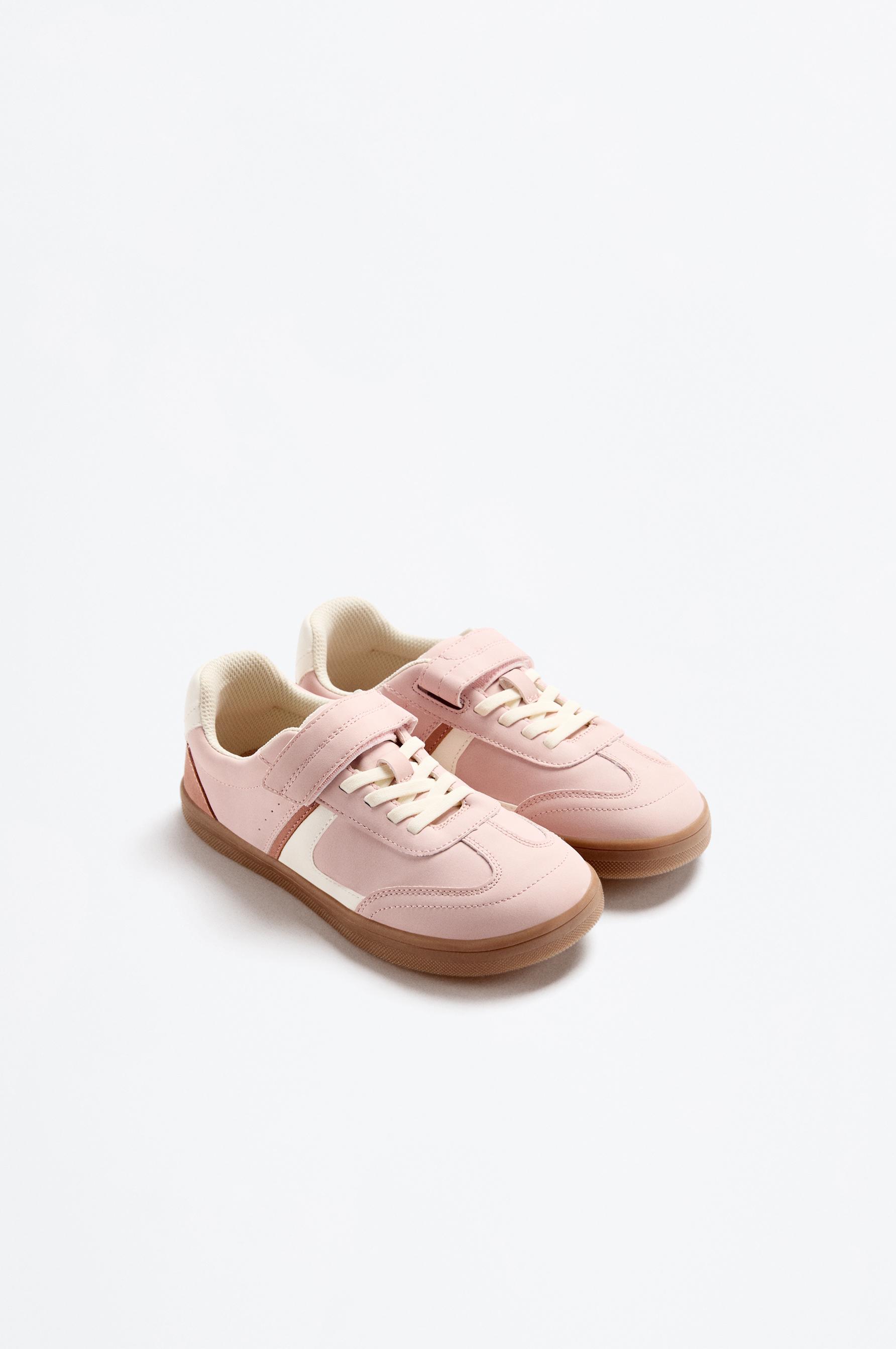 Zapatilla confort barefoot detalles