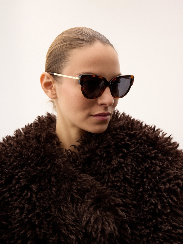Women's brown cat eye sunglasses