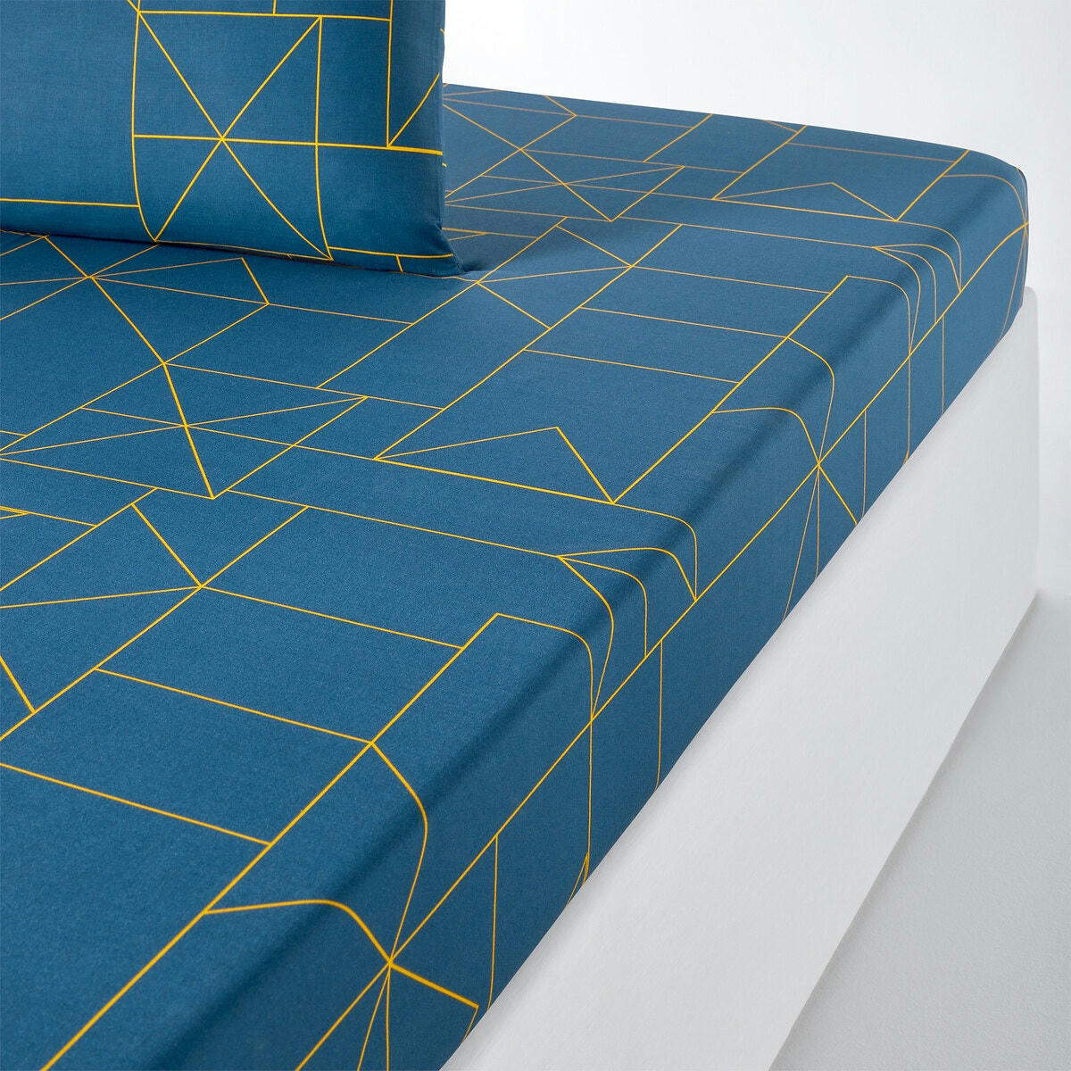 Drap housse, Dwight