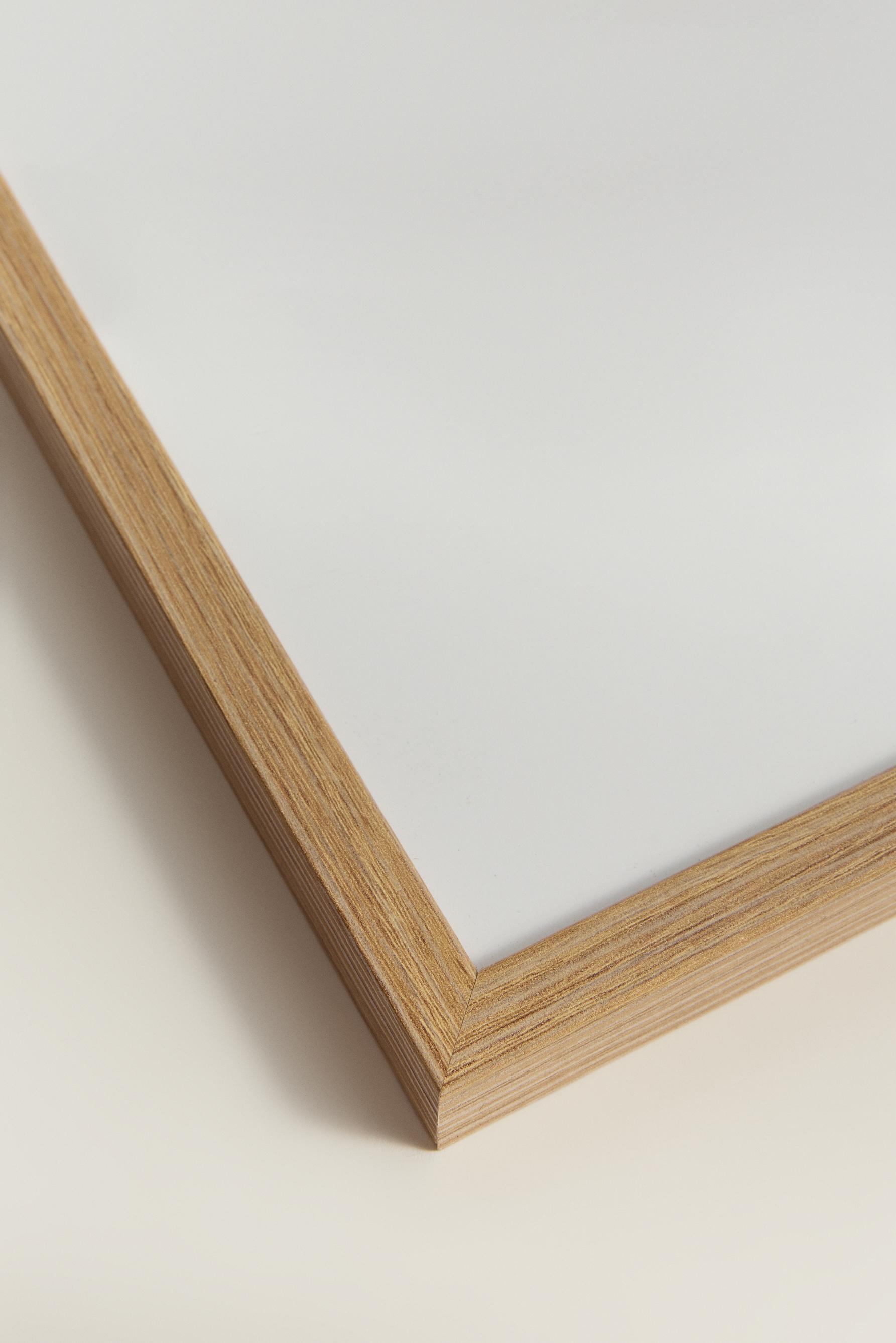Marco 30 x 40 cm con madera de roble
