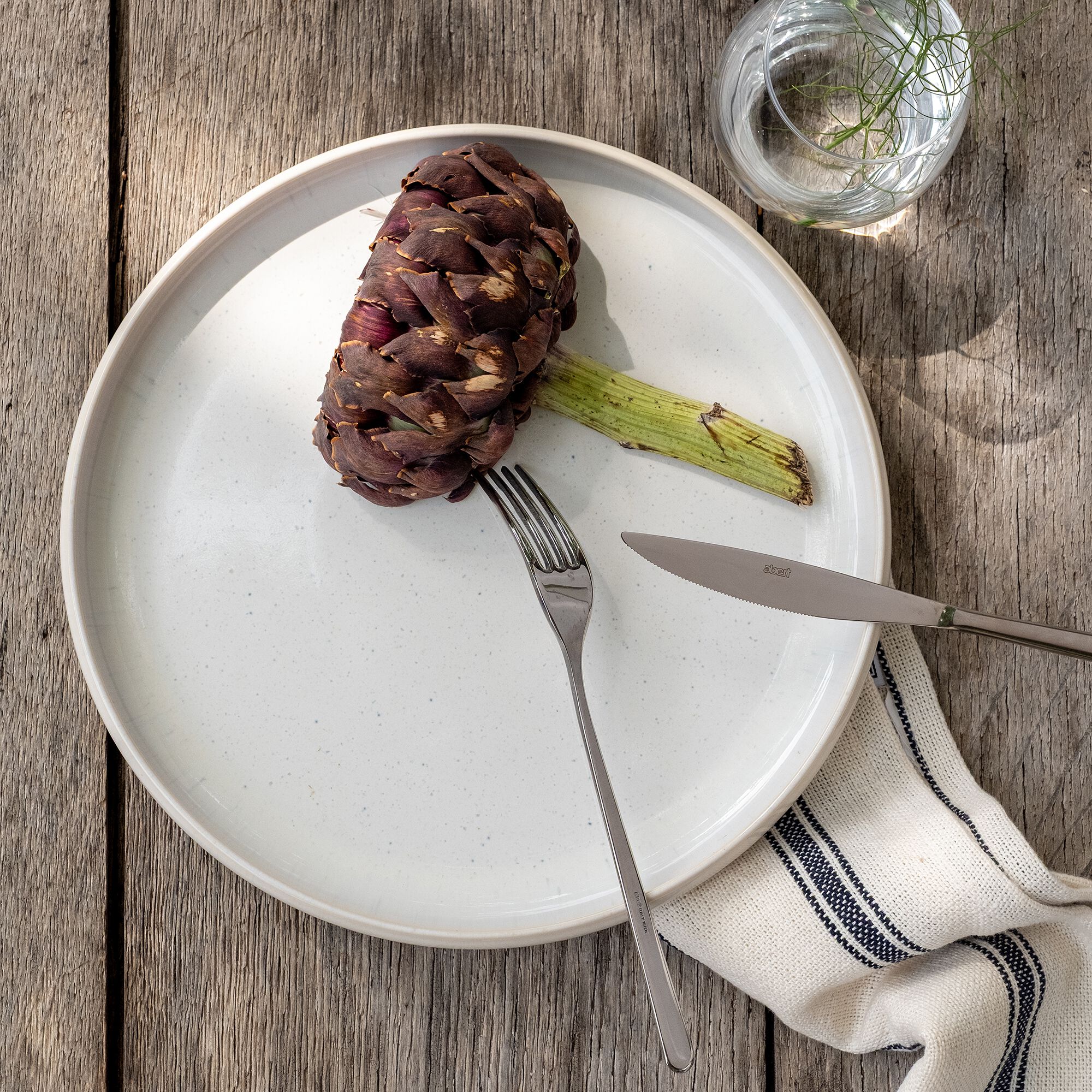 PITTA - Assiette plate en grès moucheté D26,5cm - blanc