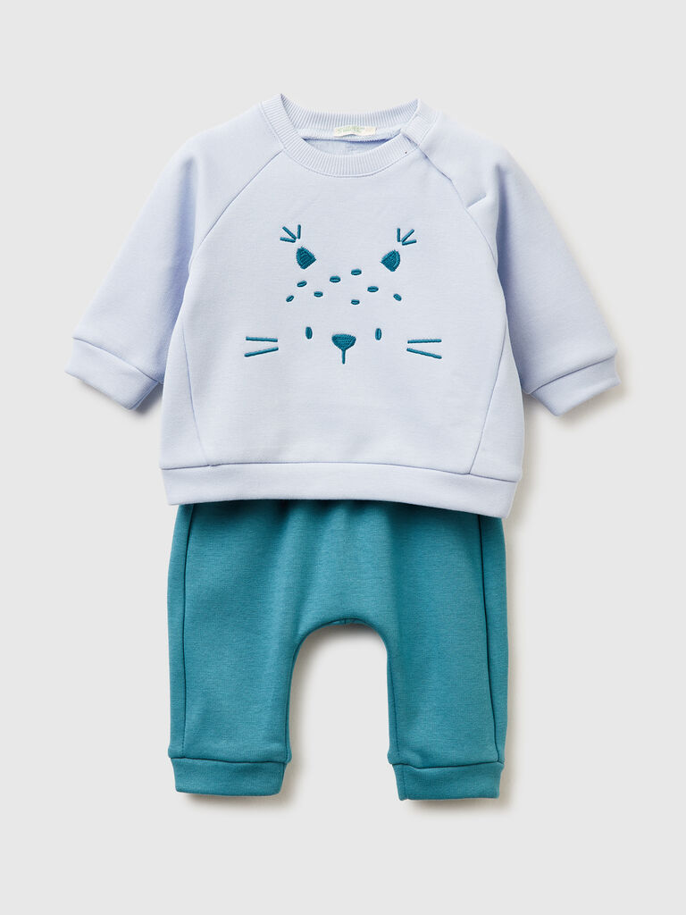 Set with animal embroidery