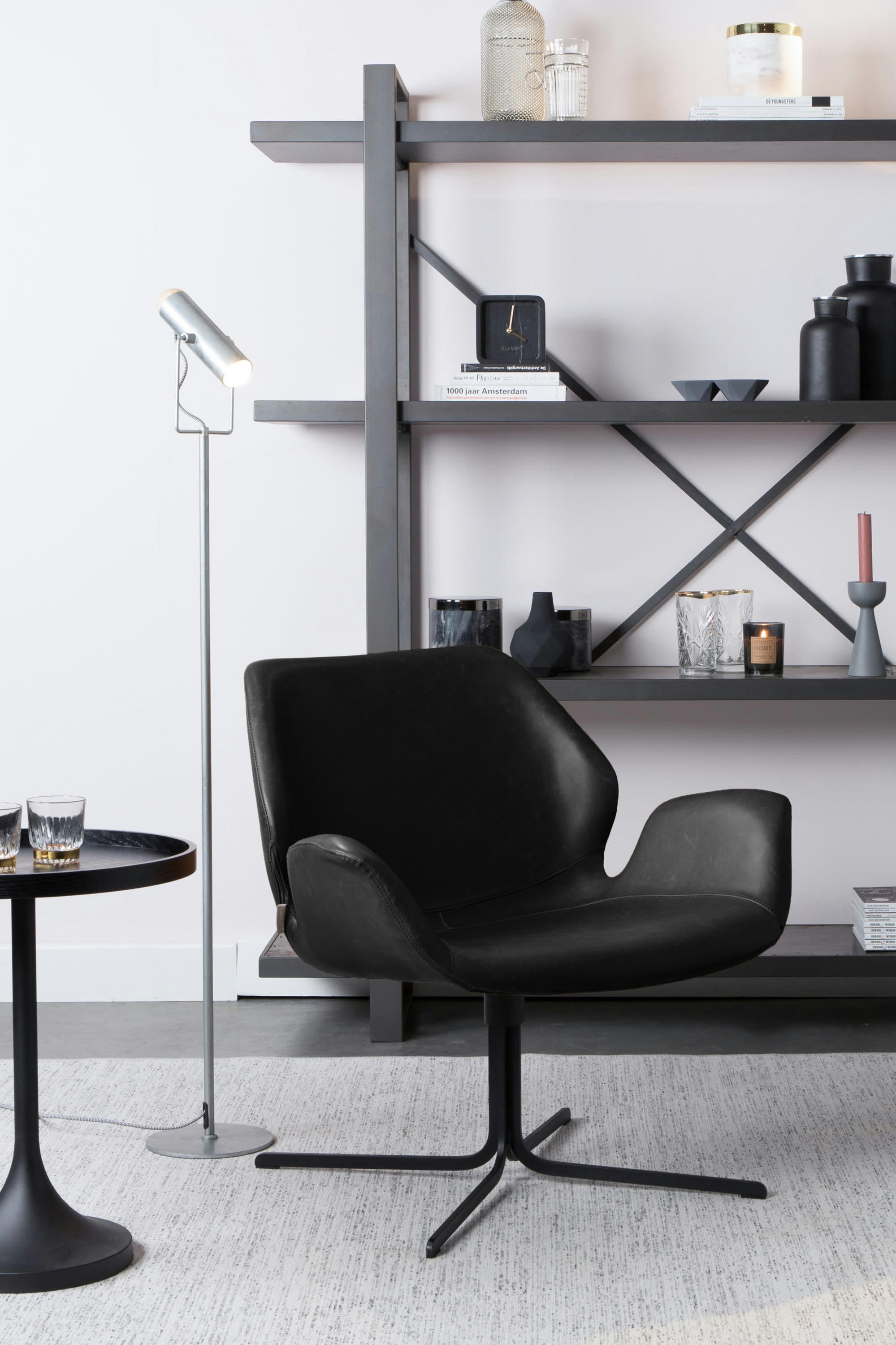NIKKI - Fauteuil lounge en cuir noir