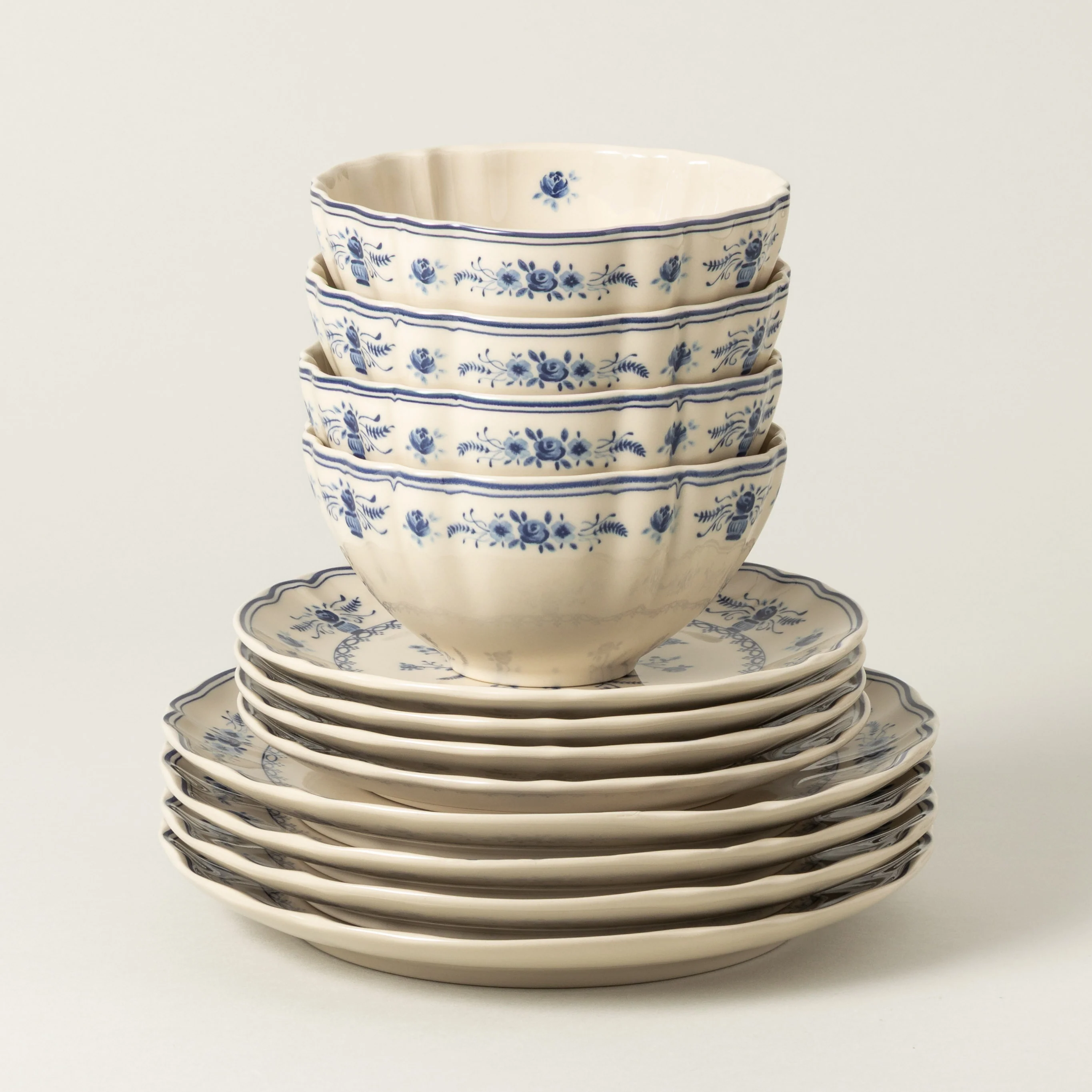 12-Piece Dinnerware Set with Bowl Vila