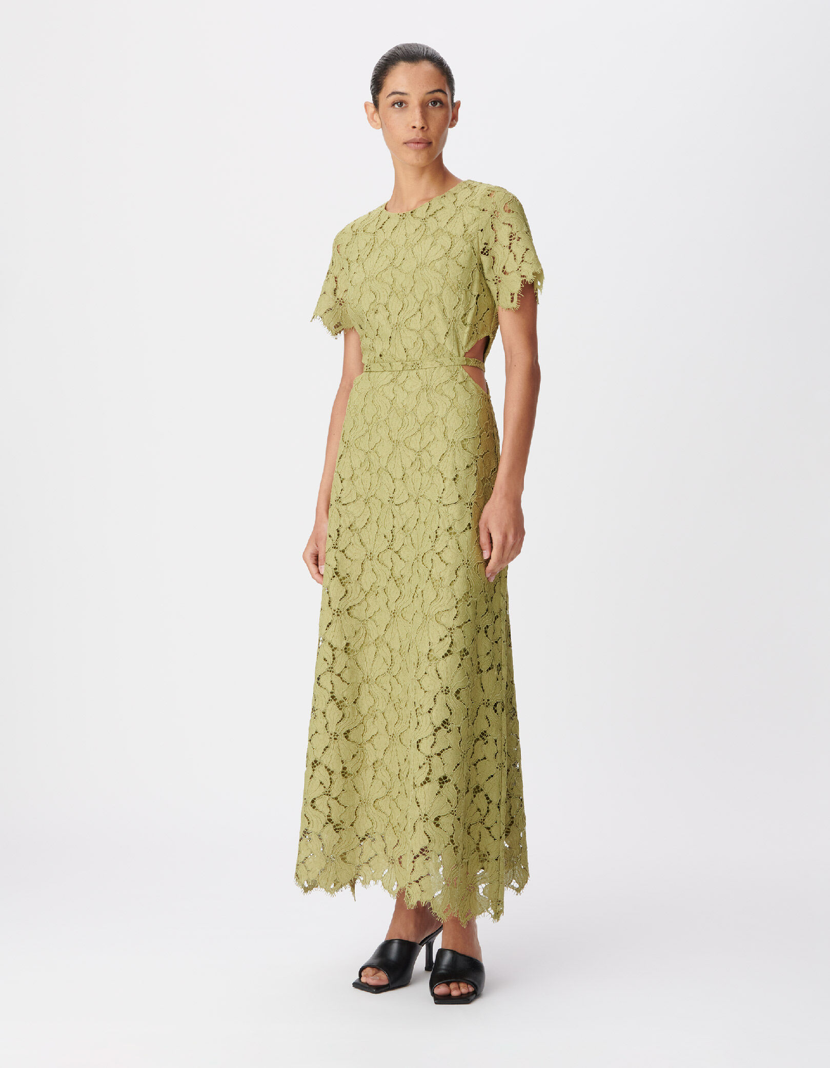 Robe longue verte dentelle découpes côtés Femme
