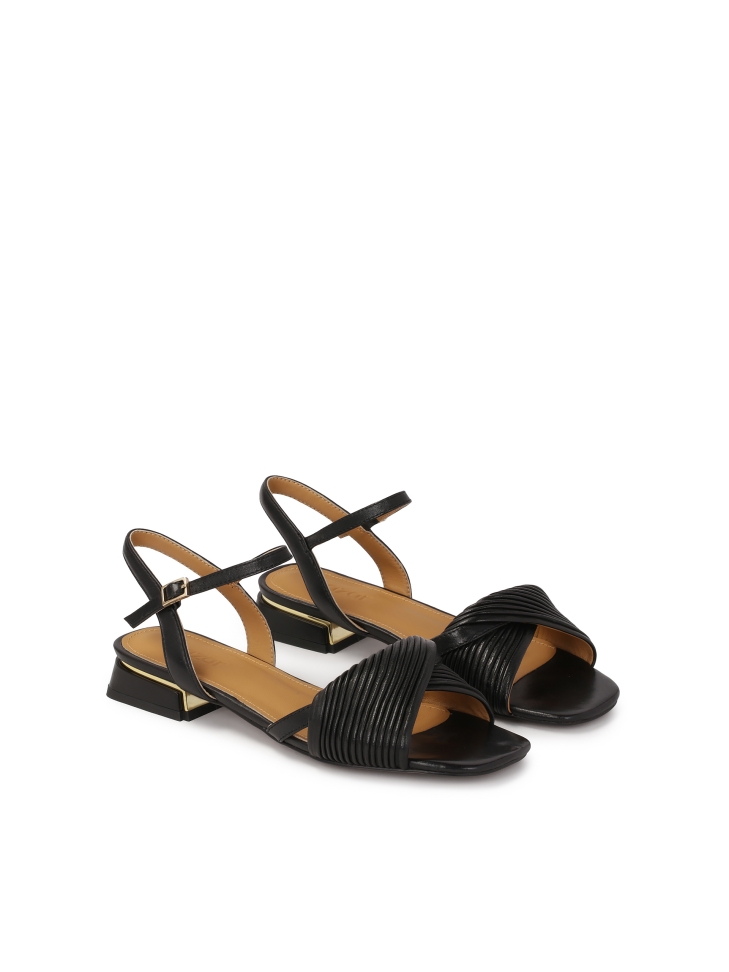 Black flat-heeled sandals