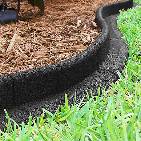 Bordure flexible en caoutchouc recyclé de couleur noire