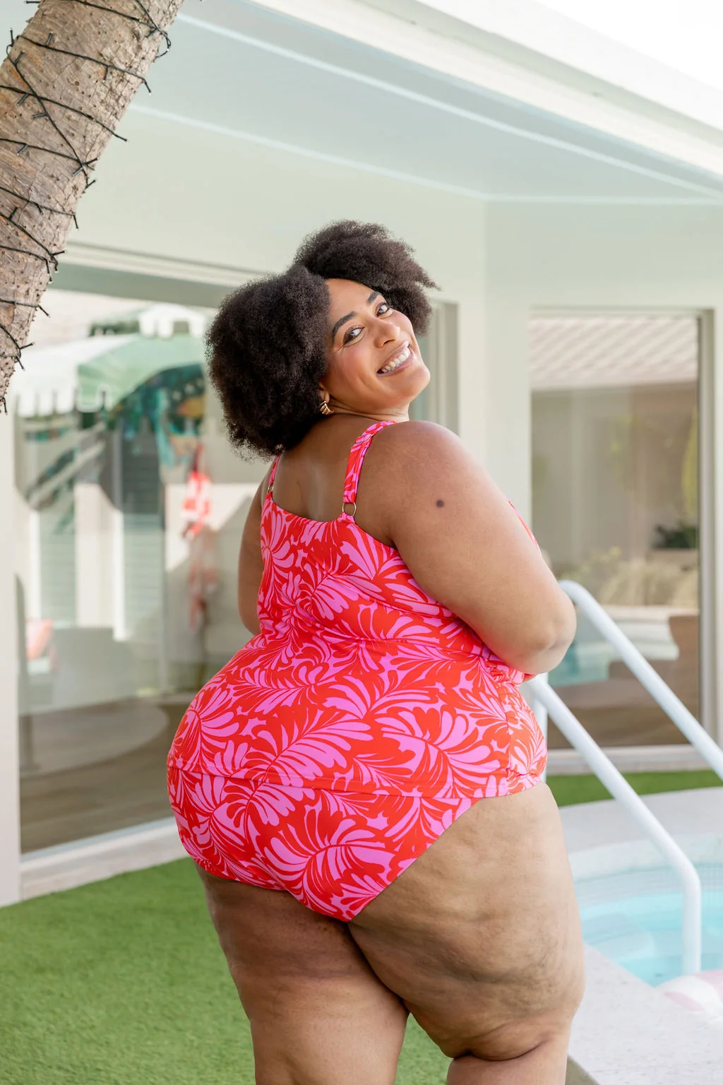 Burleigh Tankini Top In Pink Jungle