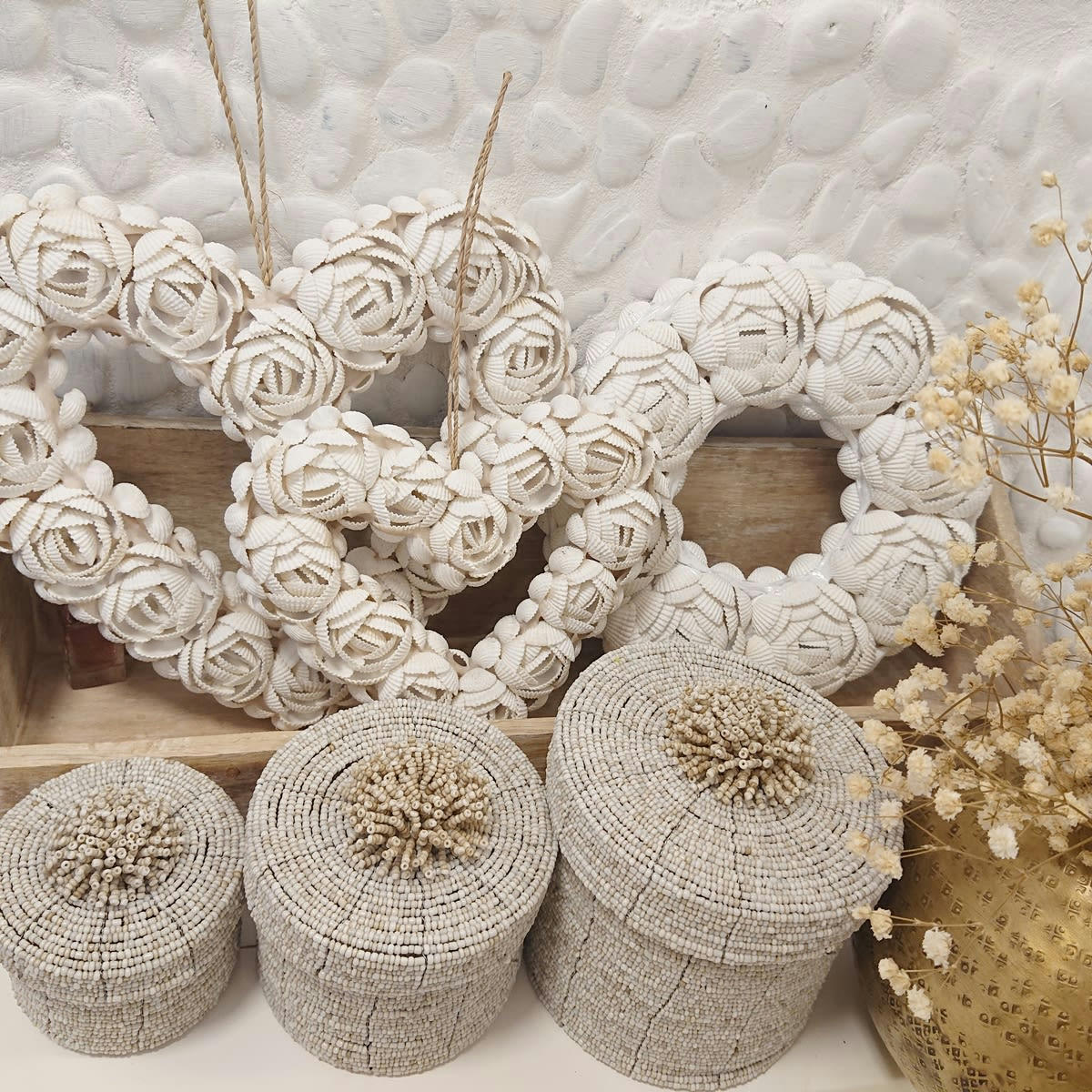 FLEUR - Cercle décoratif en coquillages, blanc D25 cm