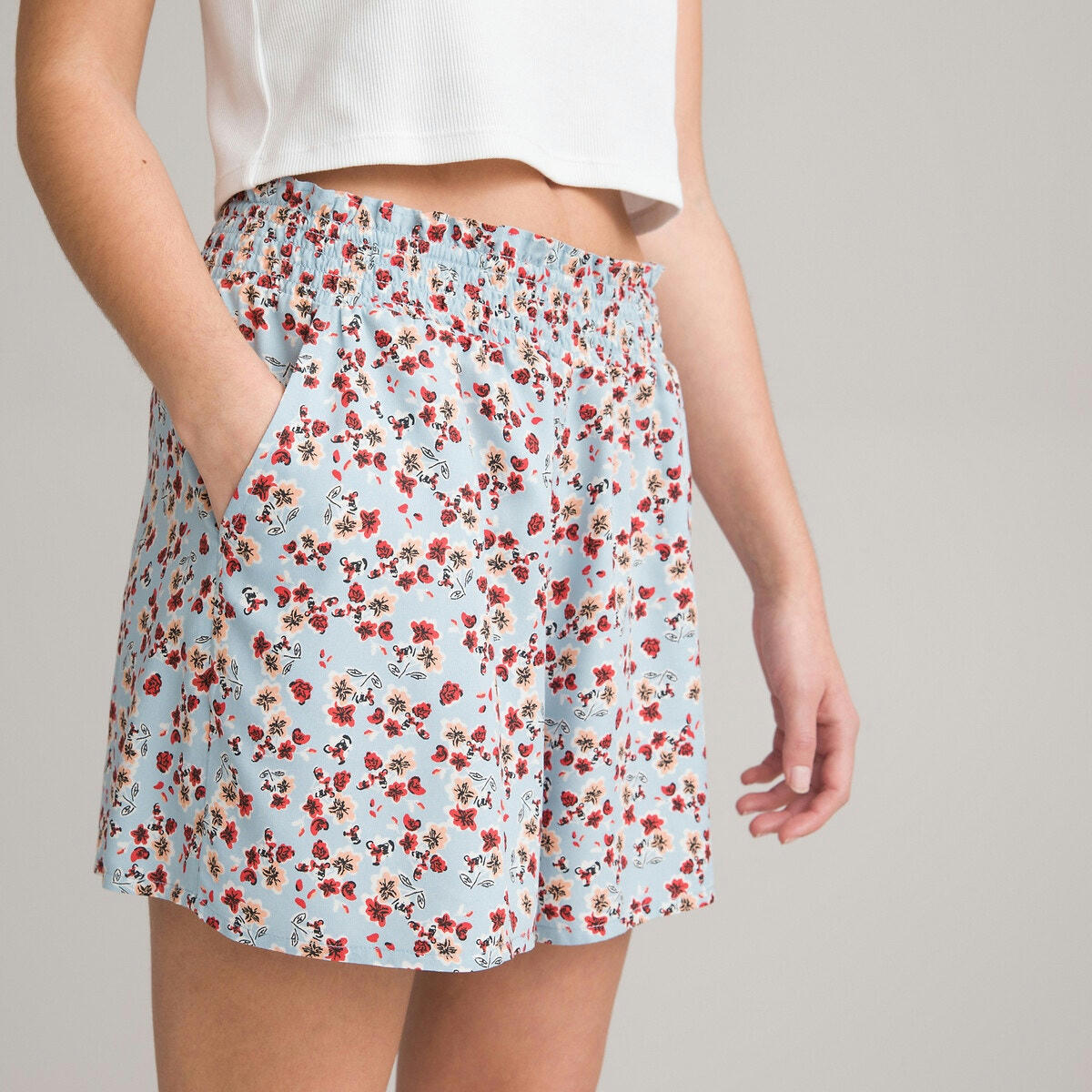 Short fluide, imprimé fleurs