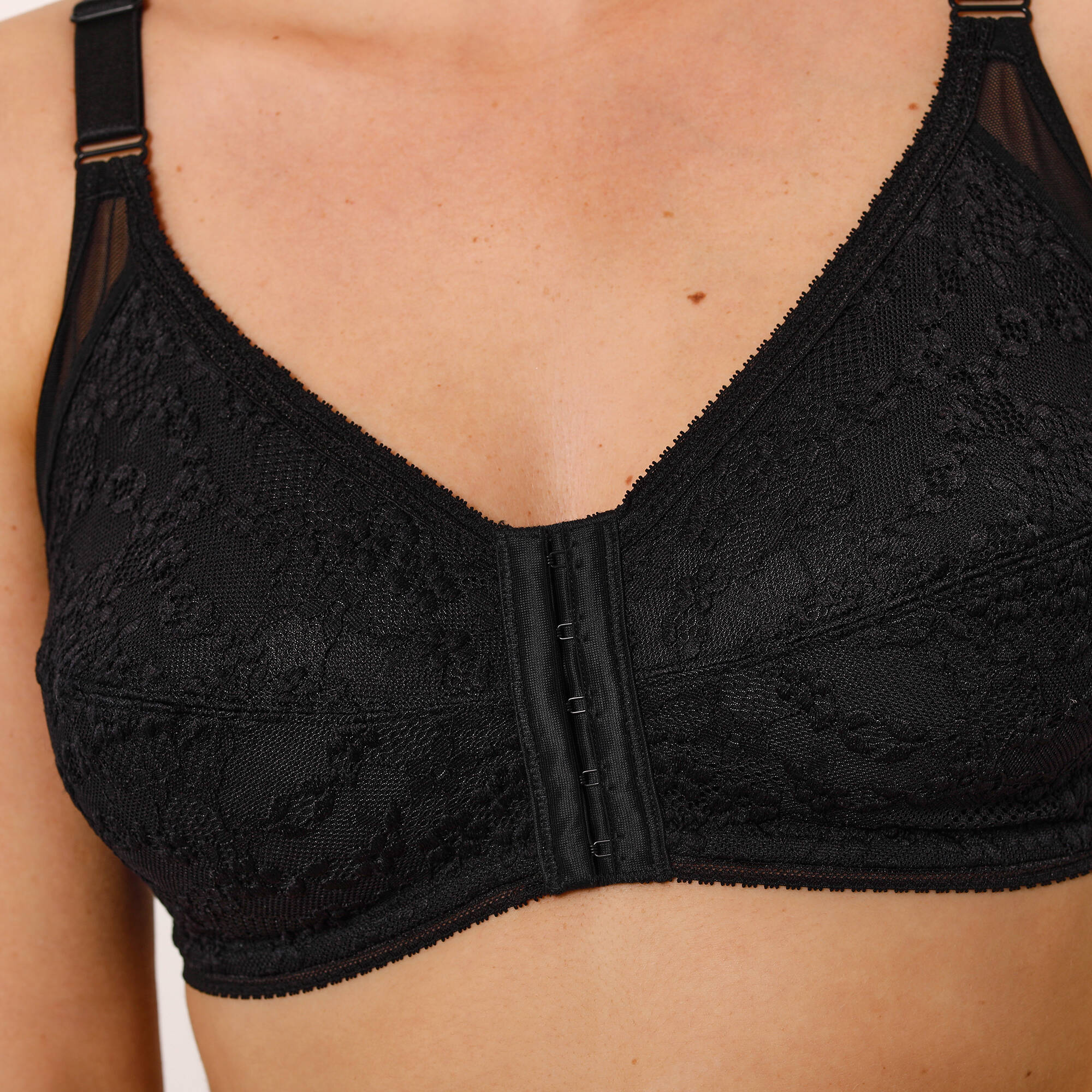 Soutien-gorge grand maintien ouvert devant, spécial "poitrine lourde" - sans armatures