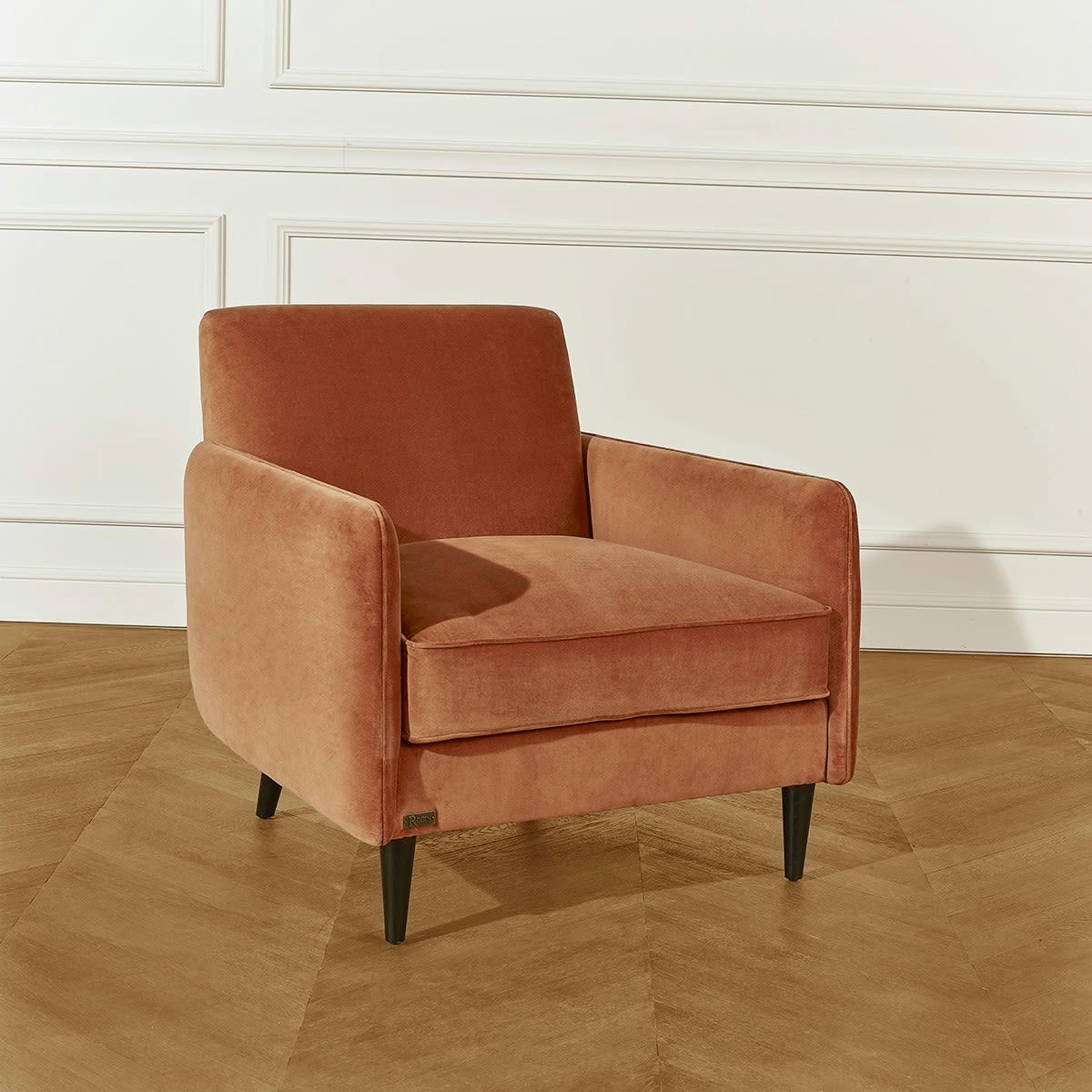 SANDOR - Grand fauteuil en velours caramel