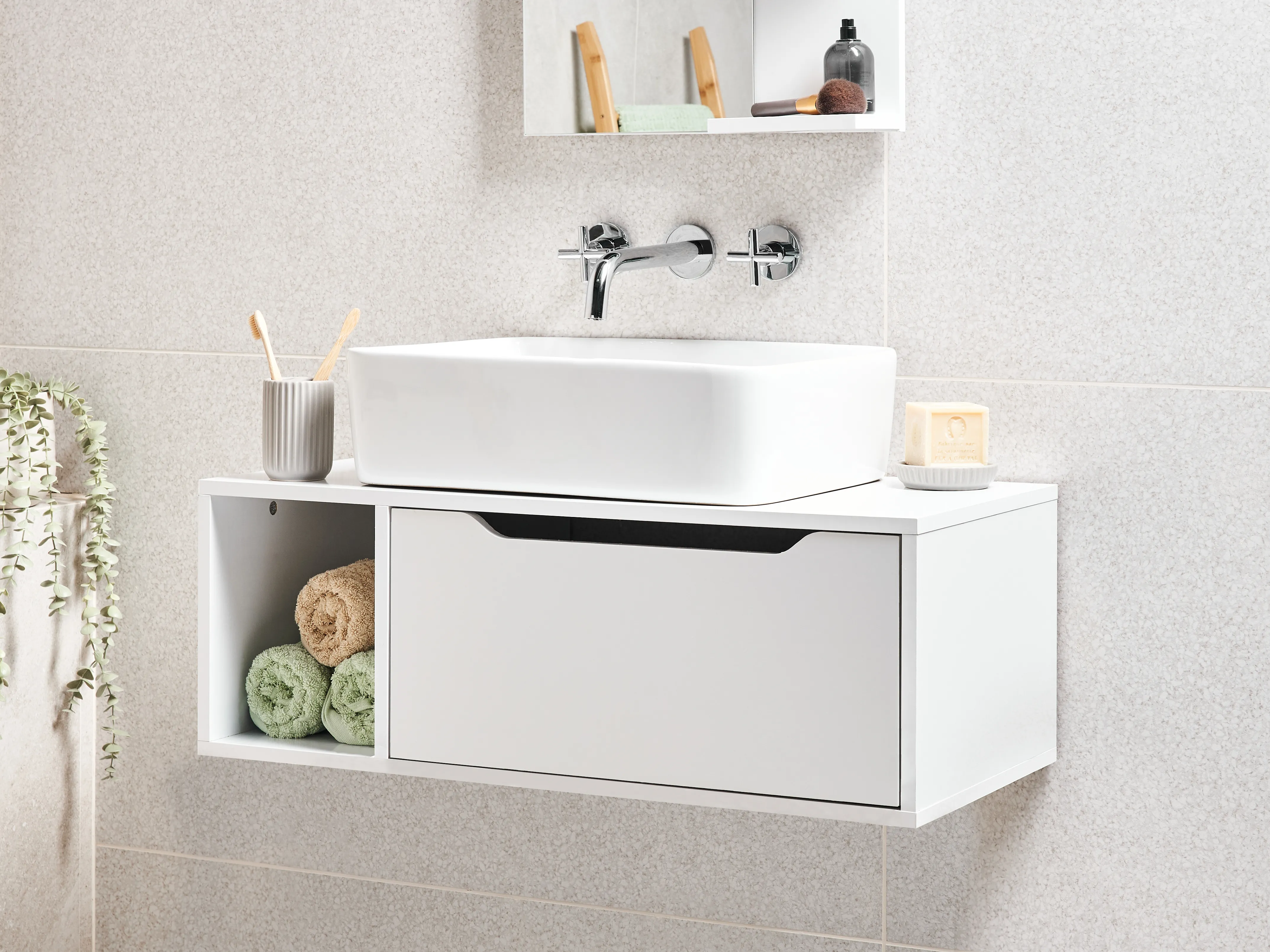Wall Mounted Vanity Unit CASCAVEL 80 cm White