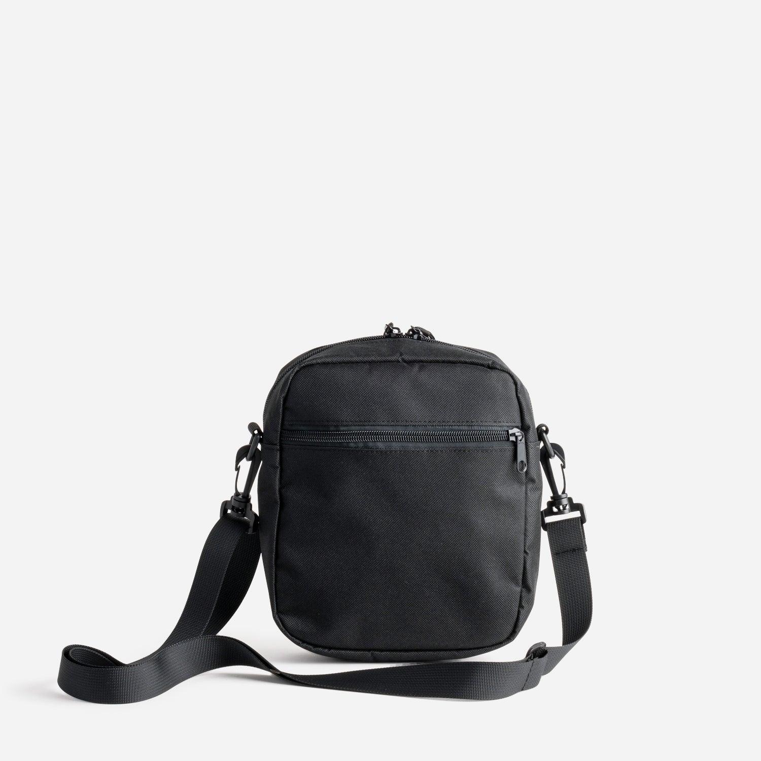 Pochette noire à bandoulière