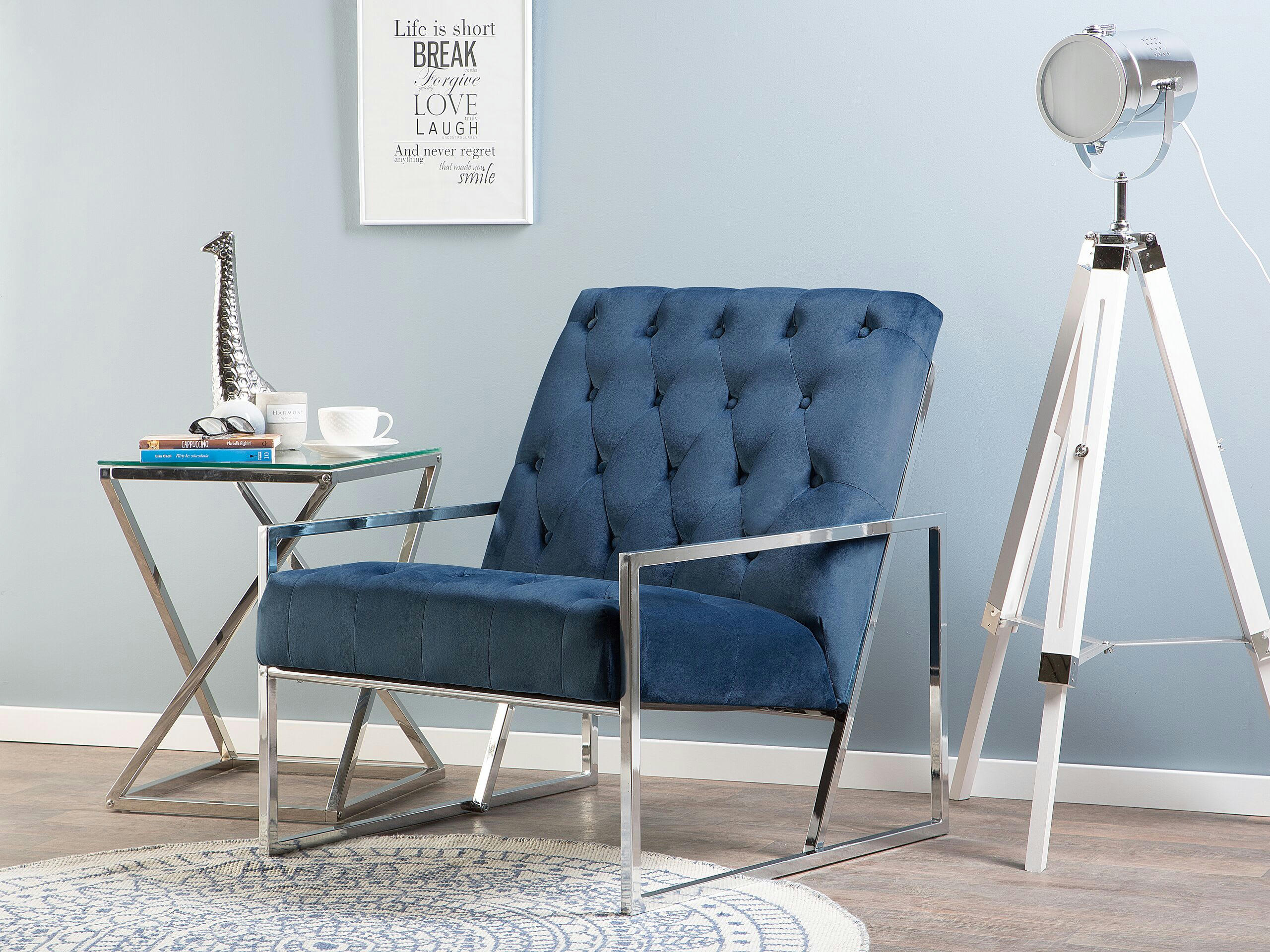 HARSTAD - Fauteuil en velours bleu foncé