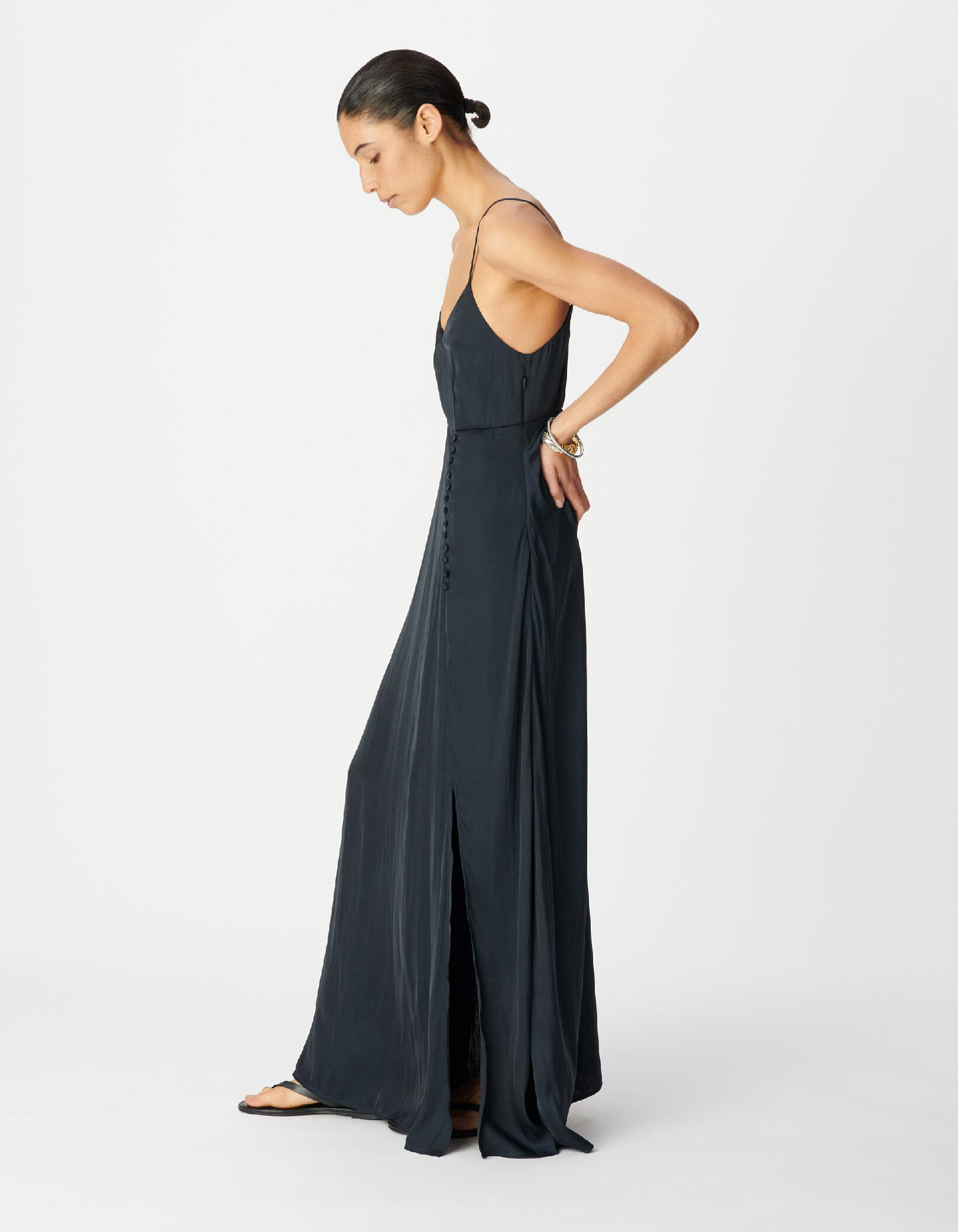 Robe longue marine fines bretelles détails boutons Femme