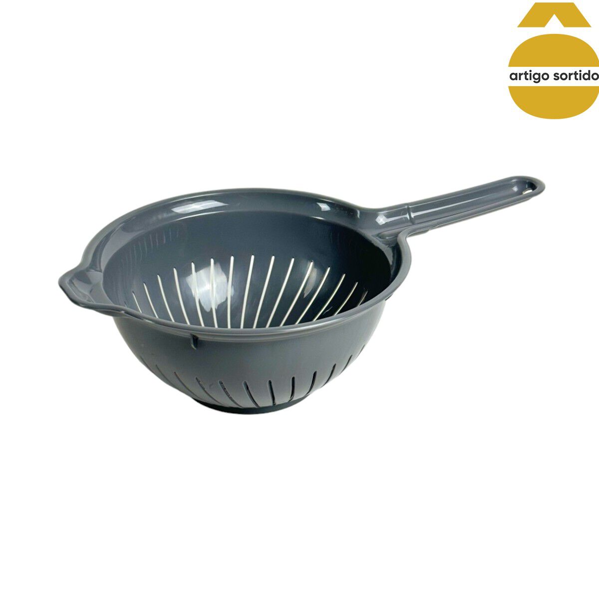 Escorredor de legumes com cabo